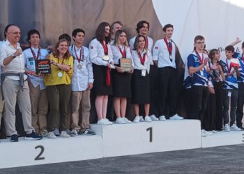 Escola Secundária Afonso Lopes Vieira alcança segundo lugar na final do F1 in Schools
