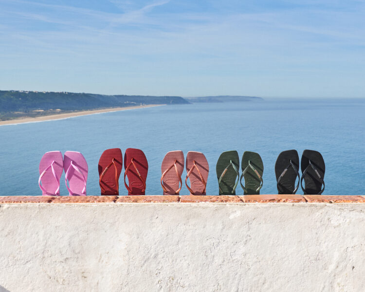Marca brasileira Havaianas escolheu a Nazaré para promover os seus chinelos