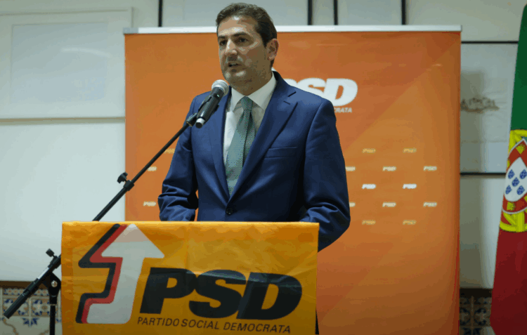 PSD acusa PS de Leiria de tentar assediar autarcas sociais-democratas