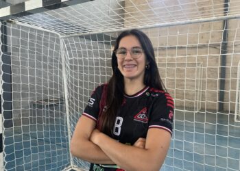 Maria Rita persegue o sonho e alinha pelo ABC na 1.ª divisão de andebol