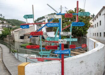 Últimos dias do Nascentes com banhos no rio, oficinas criativas e uma banda habituada a grandes palcos