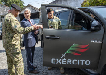 Exército patrulha Mata Nacional de Leiria para prevenir incêndios
