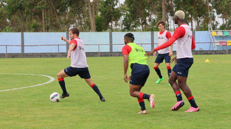 Dez jogadores estão de saída da União de Leiria