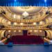 Teatros históricos deslumbram na era do ecrã miniatura