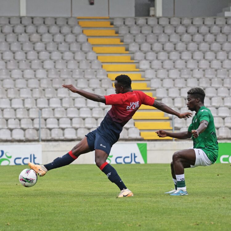 União de Leiria derrotada pelo Moreirense em jogo de preparação