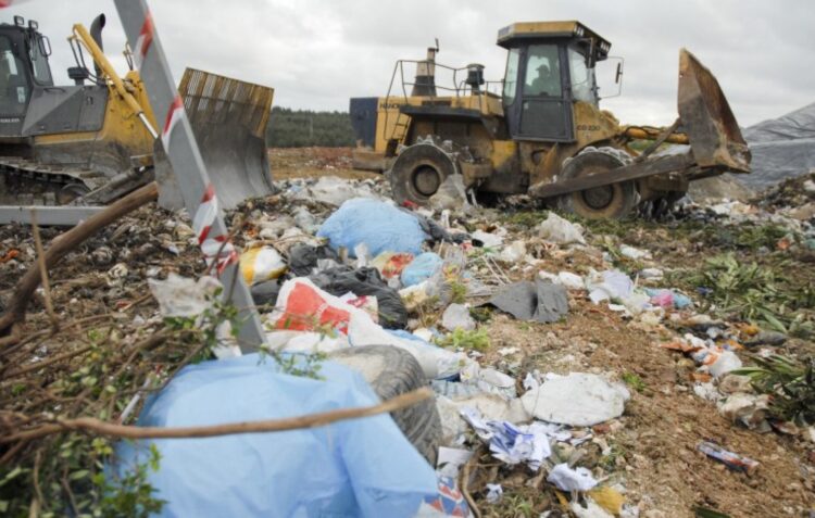 Câmara de Leiria retém verbas a pagar à Valorlis pelo aumento tarifário da recolha e tratamento do lixo