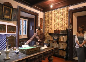 Casa-Museu Afonso Lopes Vieira recebe teatro, poesia, pintura e música