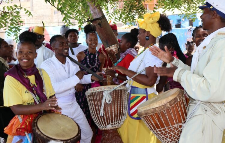 Arruadas levam ritmos de Cabo Verde às praias do concelho da Marinha Grande