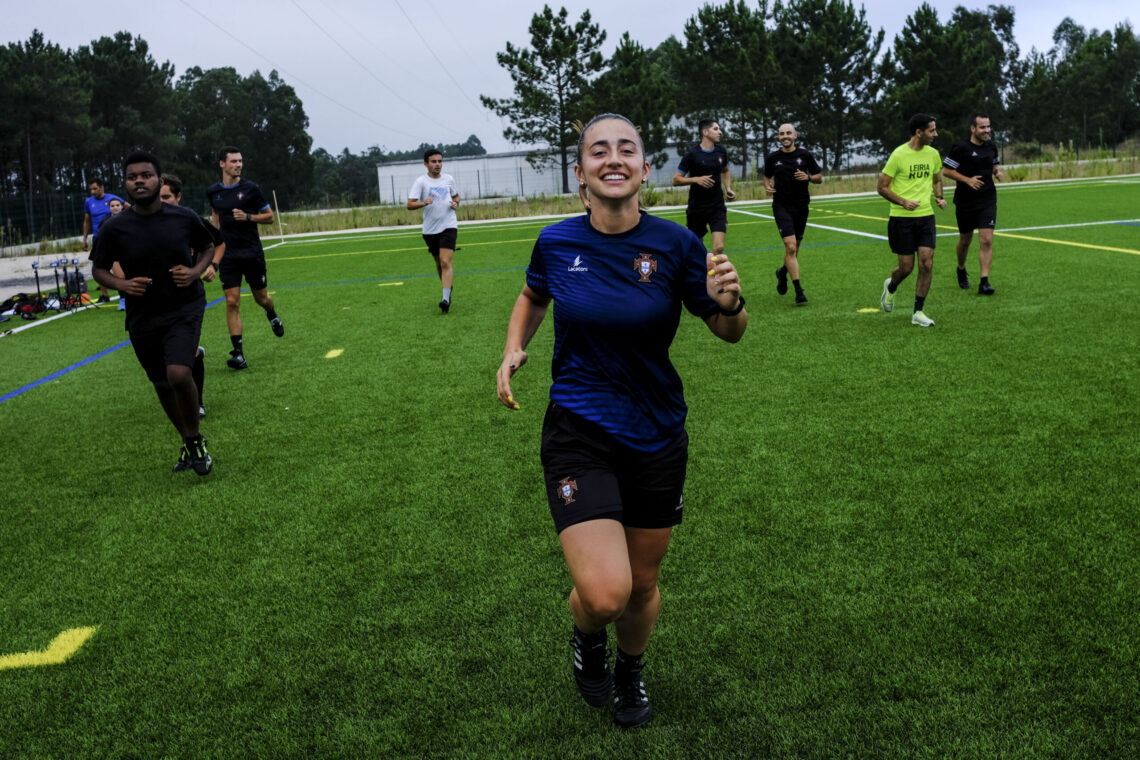 Beatriz Vilic saltou de dentro para fora das quatro linhas e agora arbitra na Liga BPI