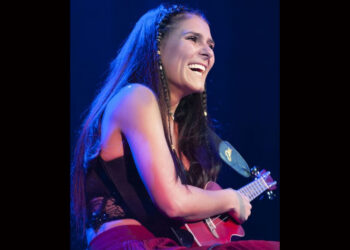 A italiana Flo, compositora de world music e actriz, abre edição deste ano do Festival Sete Sóis Sete Luas