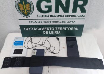 GNR detém jovem que fazia exame de código com ajuda à distância