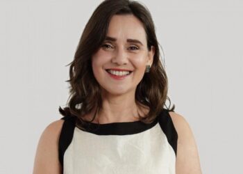 Professora nascida na Nazaré entre as vítimas da queda de avião no Brasil