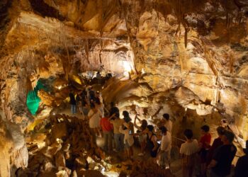 Grutas de Mira de Aire receberam mais  de oito milhões de visitantes em 50 anos