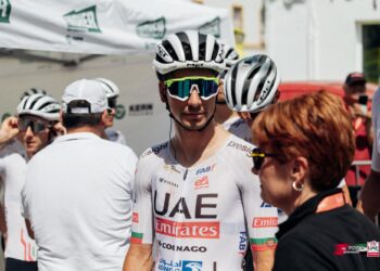 João Almeida abandona Volta a Espanha após contrair Covid-19