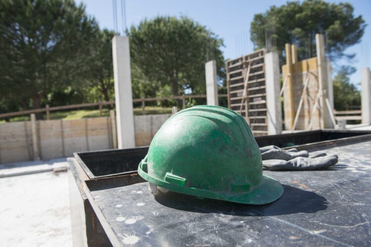 Engenheiros cumprem legislação anti-sísmica, mas não há fiscalização