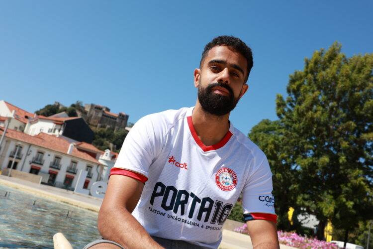 Singh é o novo reforço da União de Leiria e assina por uma época