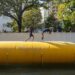 Playground. Surma e o Leirena imaginam o fim do mundo com três artistas de circo