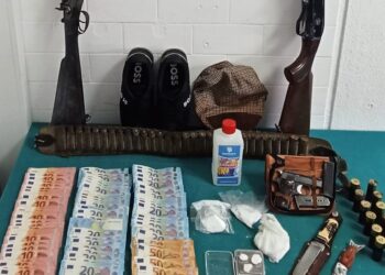 Detidos suspeitos de roubo com agressão a idoso em Óbidos
