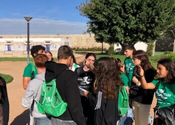 Alunos do ensino secundário exploram valor estratégico do Mar em Peniche