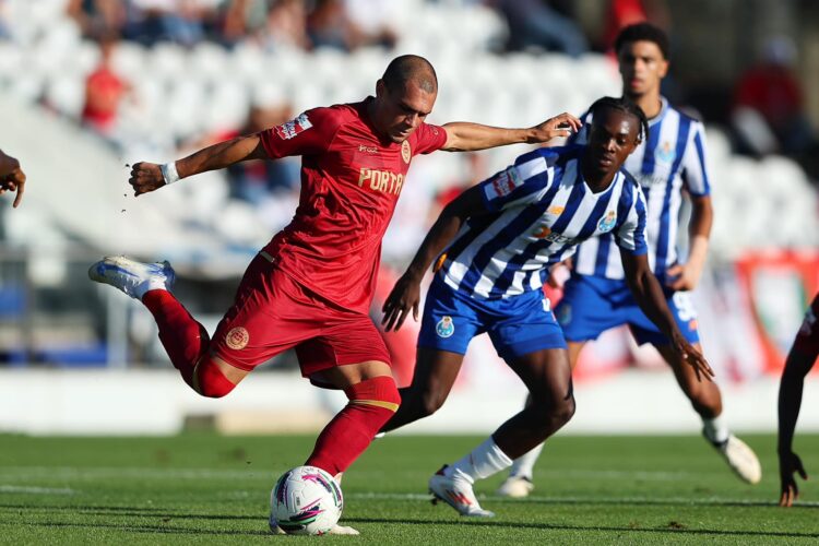 União de Leiria empata frente ao FC Porto B
