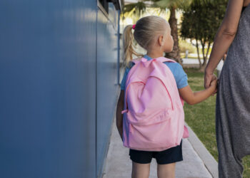 Entrar no 1.º ciclo aos 5 anos? Uma questão a avaliar caso a caso