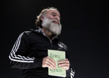 Entrelinhas, de Tiago Rodrigues e Tónan Quito, para ver na Marinha Grande