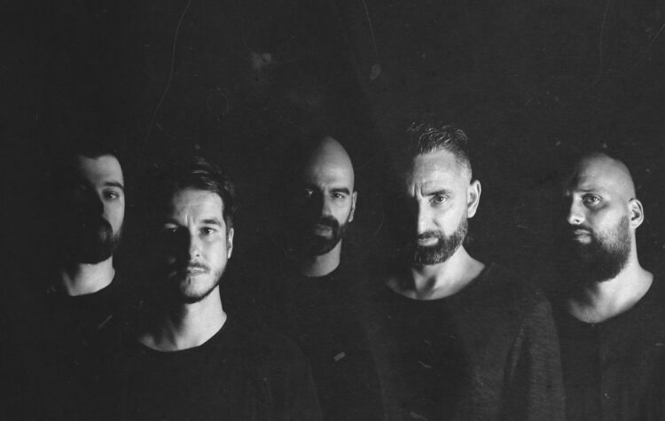 Eden Synthetic Corps com Bizarra Locomotiva ao vivo em Lisboa