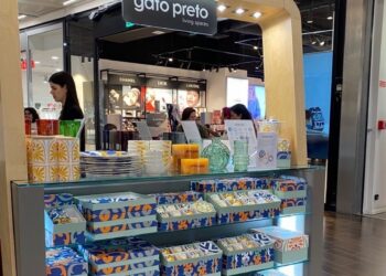 Gato Preto inaugura primeiro Quiosque de Natal no LeiriaShopping