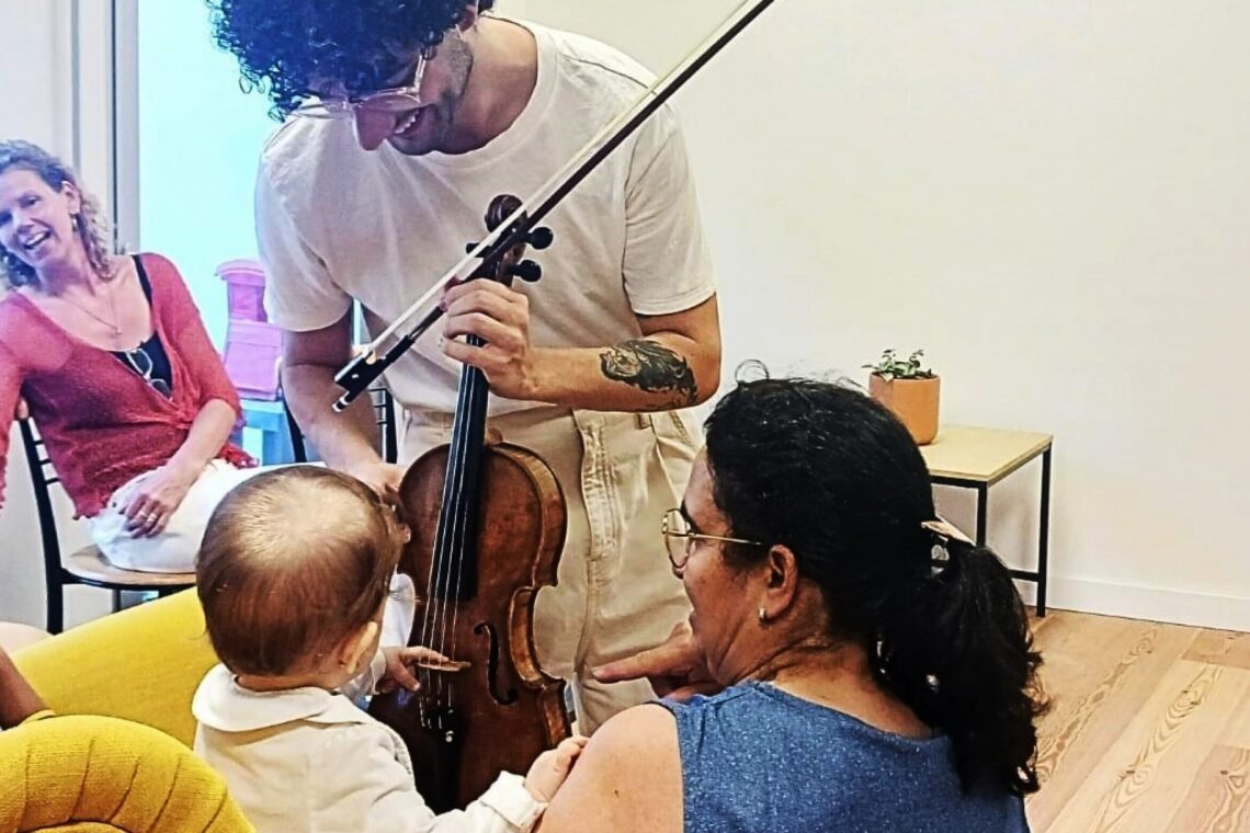 InMusic leva concertos didácticos aos hospitais e cria nova orquestra para tocar a música dos super-heróis