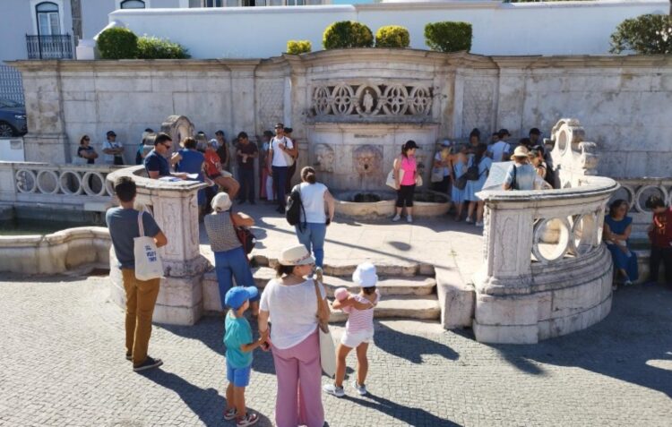 Hoje há Roteiro da Água, passeio a pé por fontes com séculos de história