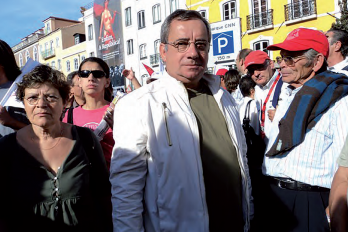 Sérgio Moiteiro, no centro na foto