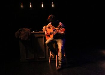 O Homem da Guitarra, de Jon Fosse, em reposição no Teatro da Rainha