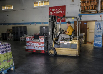 Campanha de recolha de alimentos para o Banco Alimentar sábado e domingo