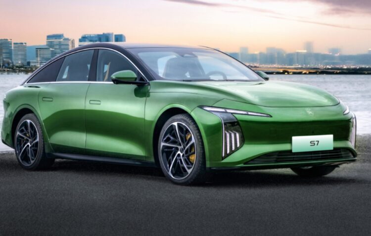 Auto-Industrial Leiria comercializa viaturas da marca chinesa Forthing