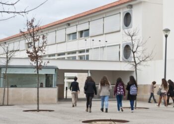 Greve deixa centenas de alunos sem escola na região