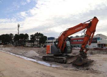 Novo parque de estacionamento na Zona Industrial de Casal da Lebre