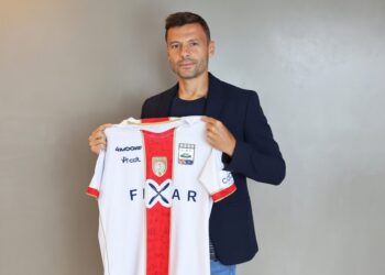 Decorrem negociações para a saída de Filipe Cândido da União de Leiria