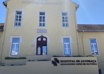 Utentes denunciam falta de resposta do hospital de Alcobaça