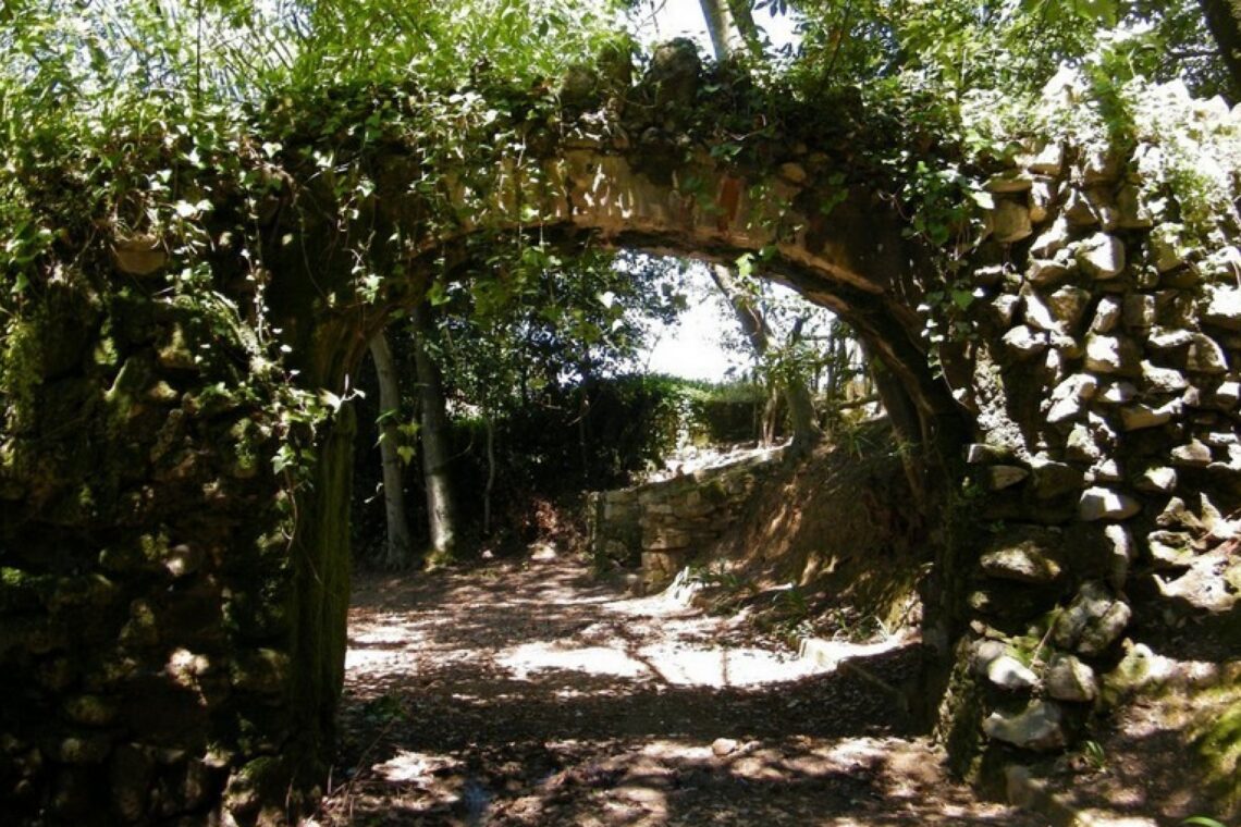 Jardim envolve o solar do primeiro visconde, que remontará ao século XVIII
