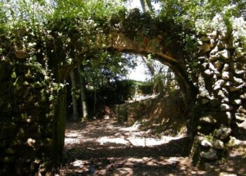 Barreira reclama recuperação do Jardim  e do Solar do Visconde