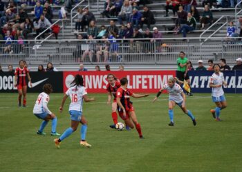 O Crescimento do Futebol Feminino: Desafios e Conquistas