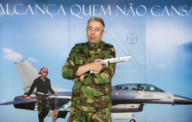 Corpo já não é o de antigamente e atirador João Costa deixa alto rendimento