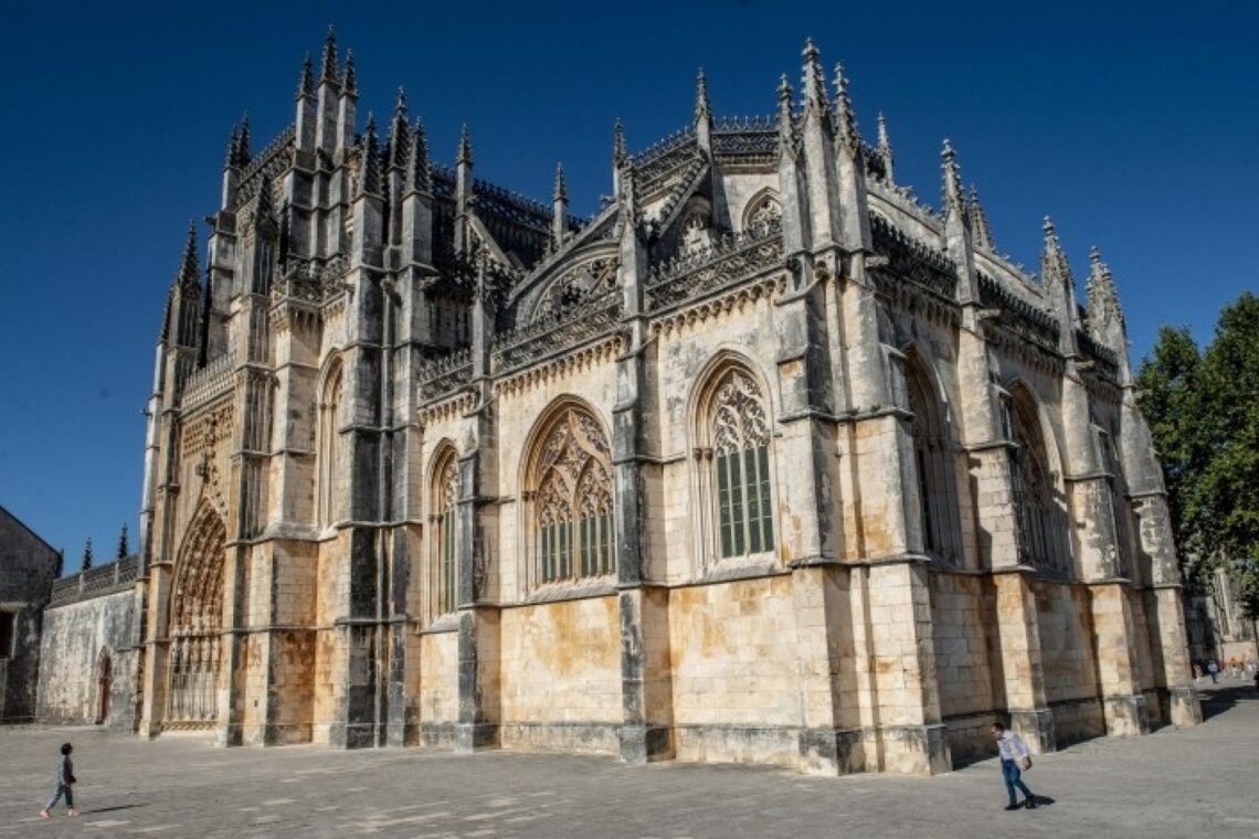 Mosteiro da Batalha organiza visita a área habitualmente vedada ao público