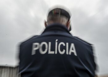 Criança de dois anos mordida por cão em Peniche