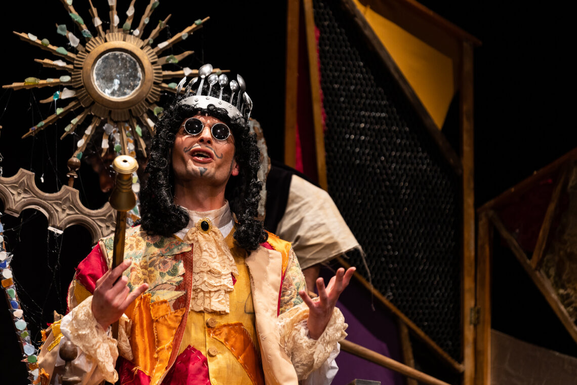 Pombal. Vá ao teatro  e ajude o TAP a ter um carro