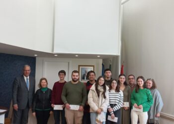 Associação entrega Bolsas de Estudo “Páginas de Música” a estudantes do concelho da Batalha