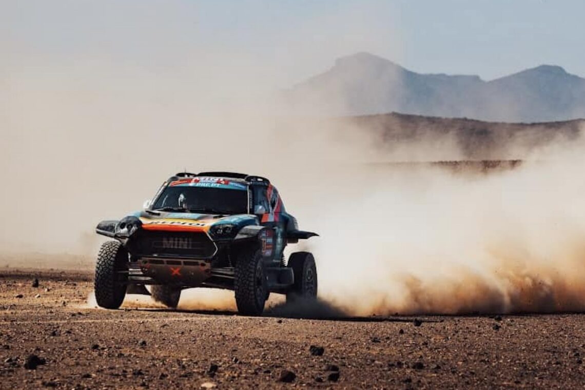 João Ferreira acelera e alcança 2.º lugar na sexta etapa do Dakar