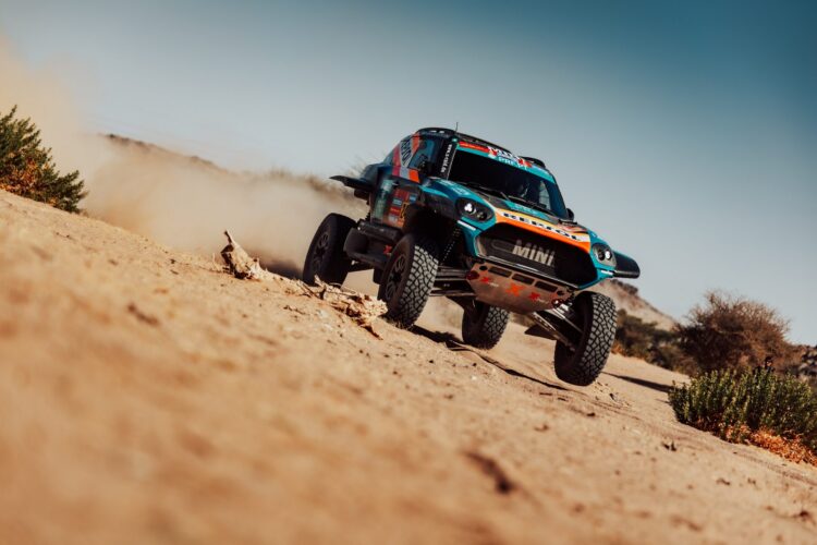 João Ferreira assegura sexto melhor tempo na primeira etapa do Rally Dakar