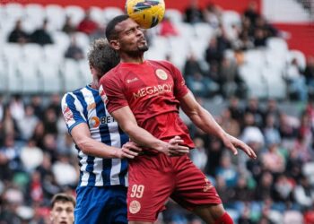 Ineficácia penaliza União de Leiria frente ao FC Porto B