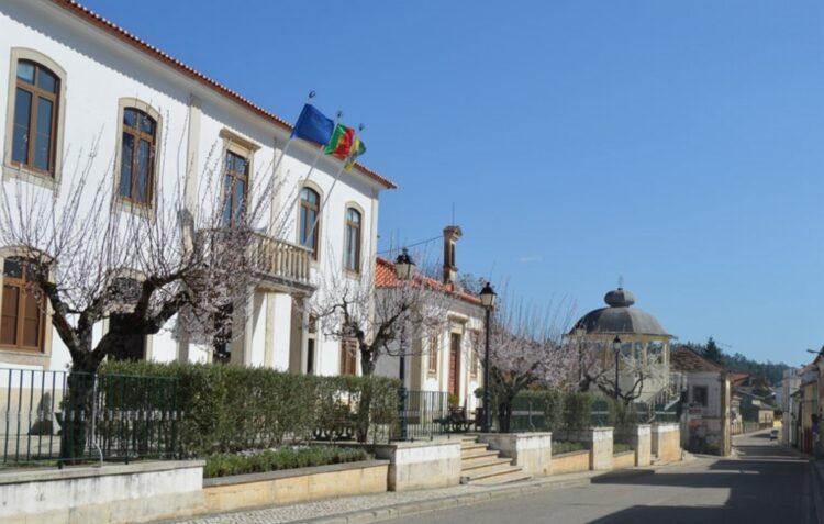 Antigo edifício das Finanças vai acolher serviços municipais
